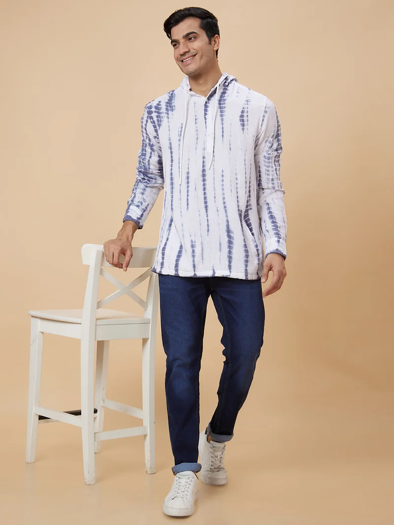 globus Globus Men White Printed Regular Fit Casual Shirt